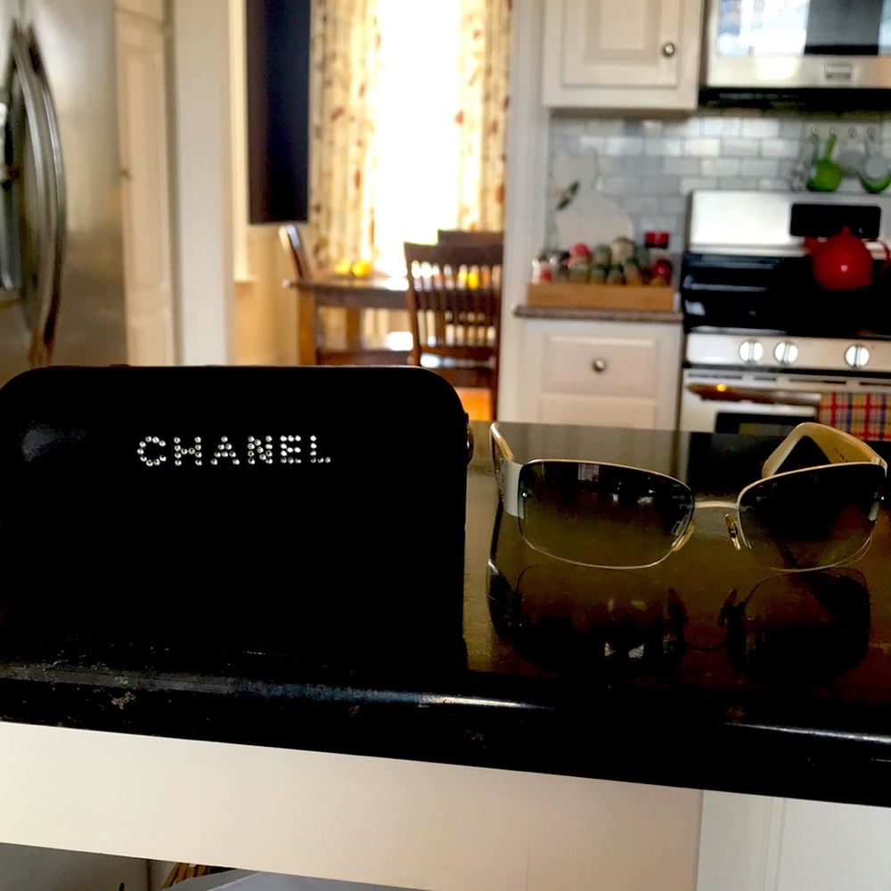 Rarely worn gorgeous Chanel sunglasses with case.